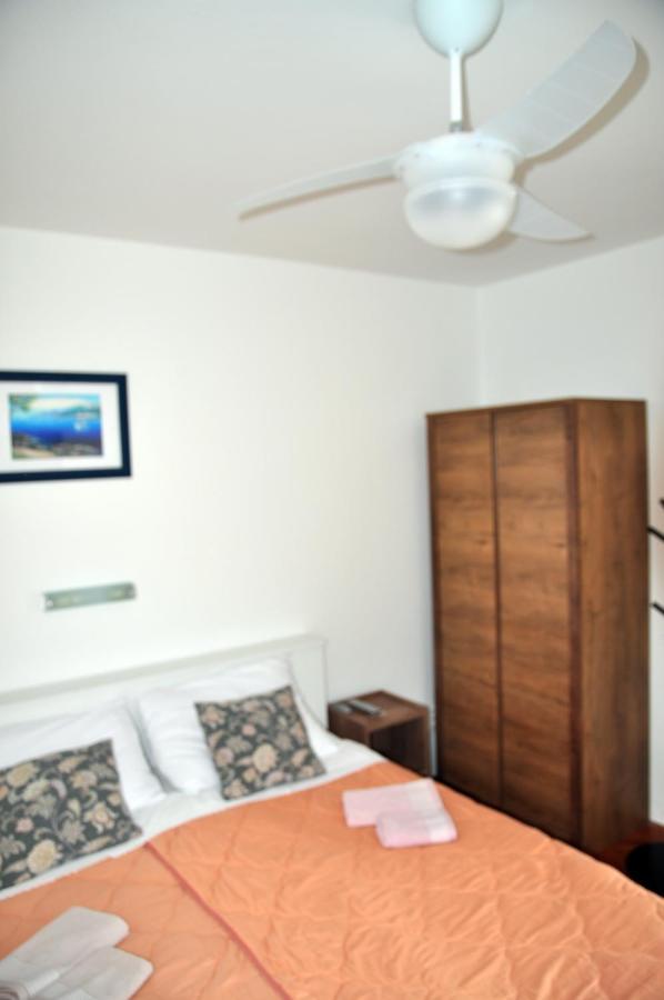 Rose Rooms At Island Of Rab Banjol Exteriör bild